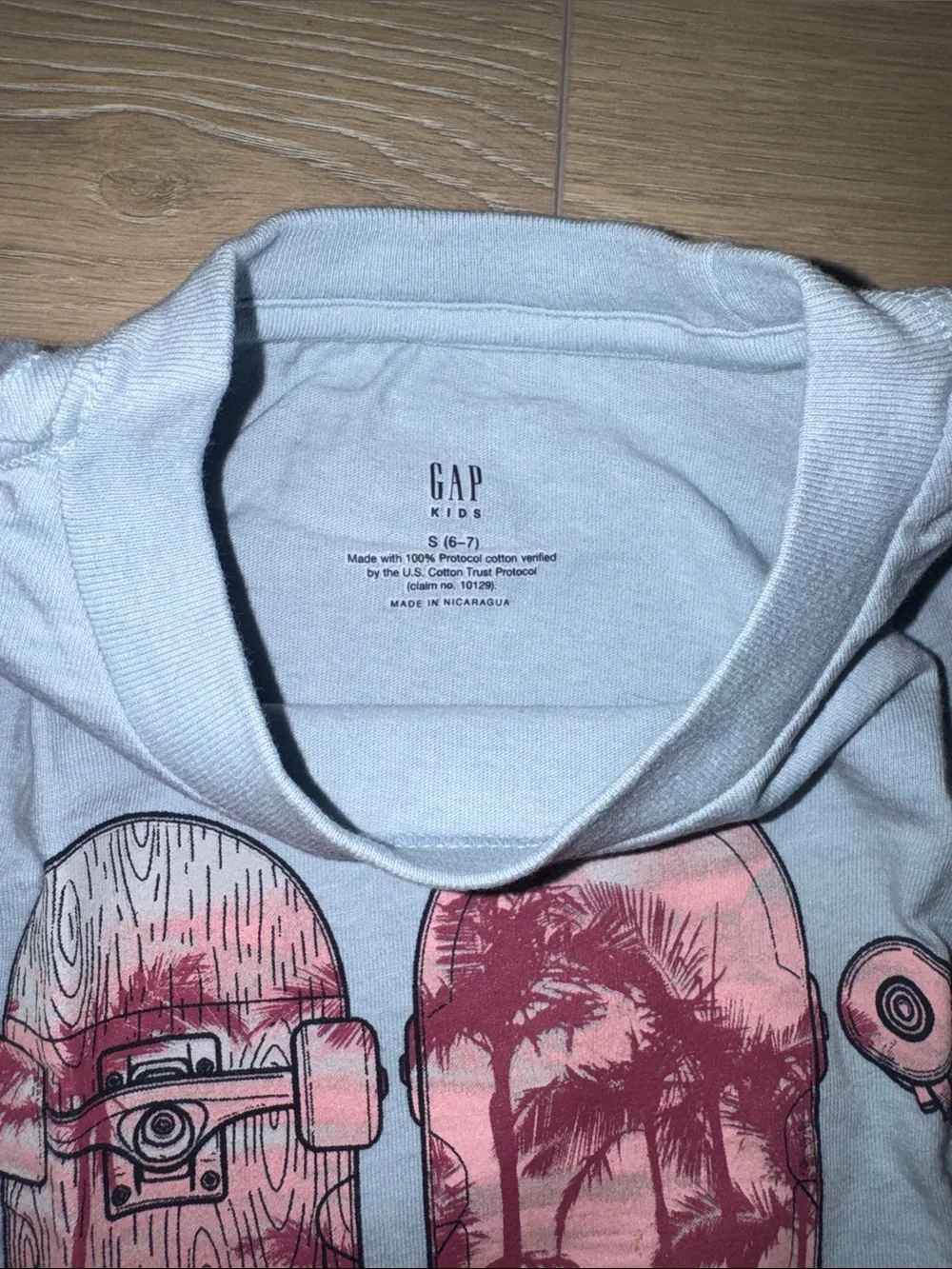 GAP Light Gray Tee with Red and Blue Skateboard Graphic